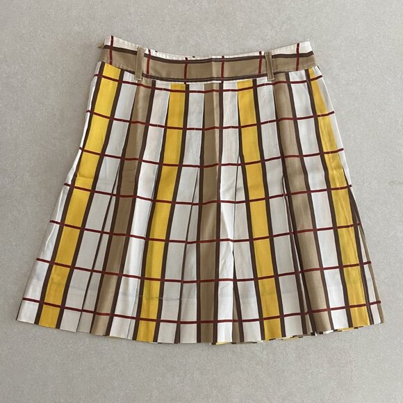 Marc by Marc Jacobs Pleated Skirt ASO Taylor in High School Musical 3 - Picture 4 of 11